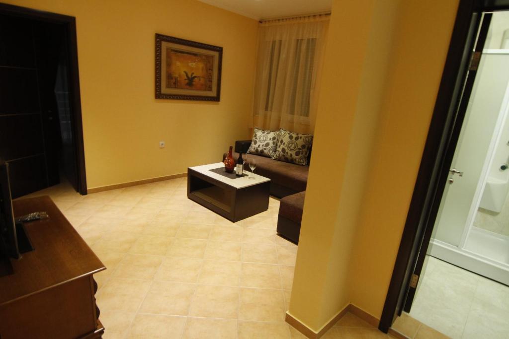 Kopernikus Apartments Ulcinj Bilik gambar